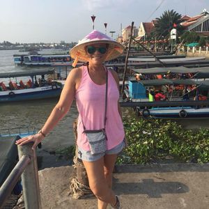 Meet your Posher, Vickie